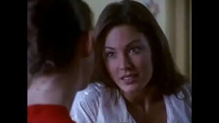 Emanuelle I Roto I Te Wāhi