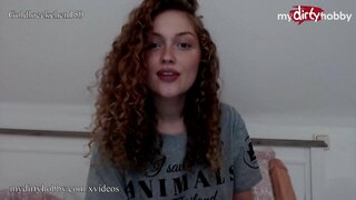 ���้อนแรงเยอรมันมือสมัครเล่นแน่ที่รักใช้เป็นอ้วน dildo ต้องยืดแข้งยืดของเธอแน่นจิ๋มและครางอาเธอร์รึงเสียงดังจนกระทั่งเธอ cums